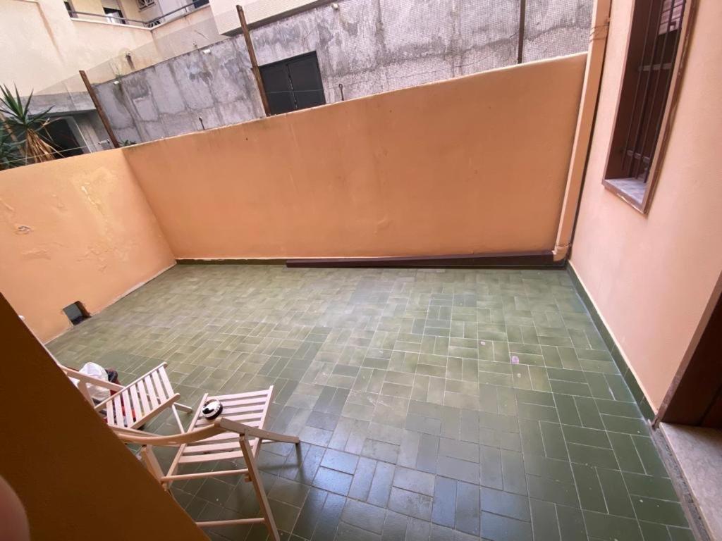 Hexagon Apartment